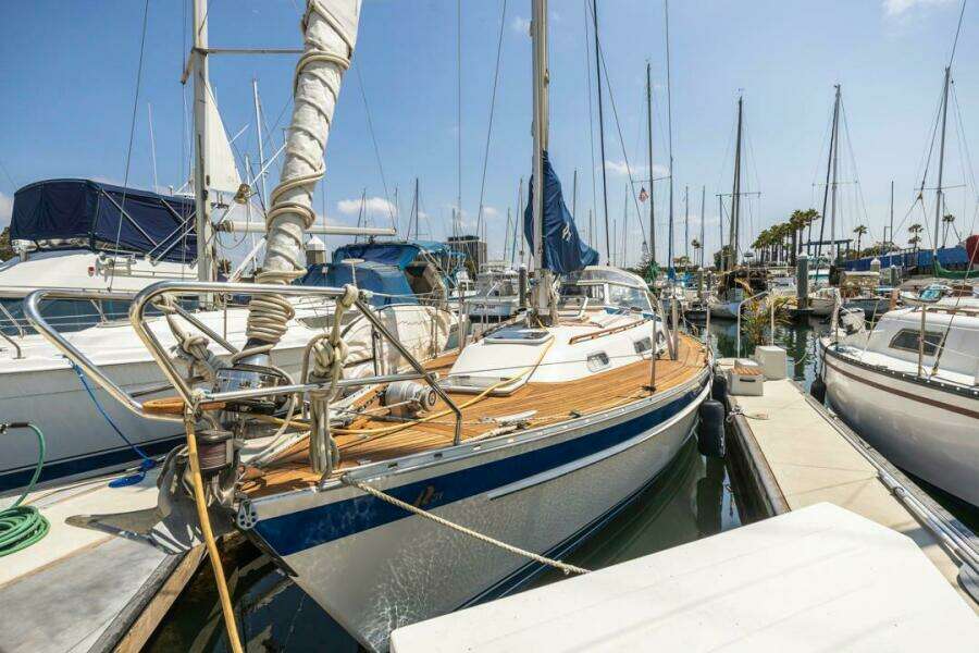 Roniin 31ft Hallberg Rassy Yacht For Sale