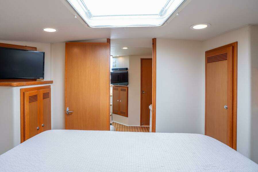 KAT S MEOW 40ft Cabo Yacht For Sale