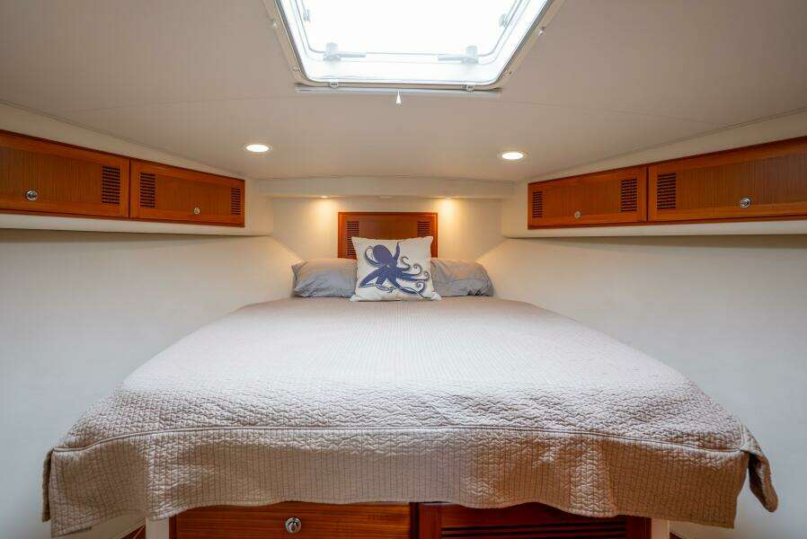 KAT S MEOW 40ft Cabo Yacht For Sale