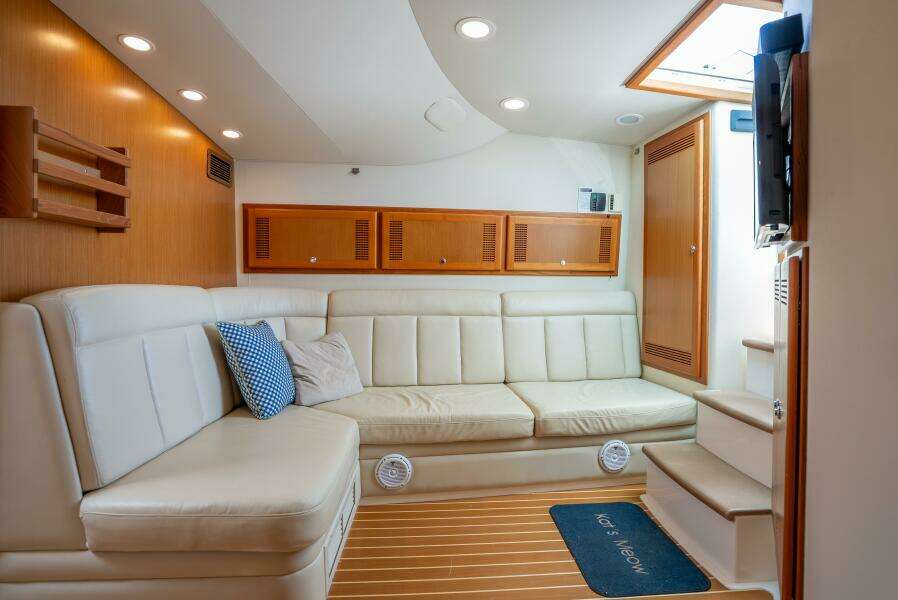 KAT S MEOW 40ft Cabo Yacht For Sale