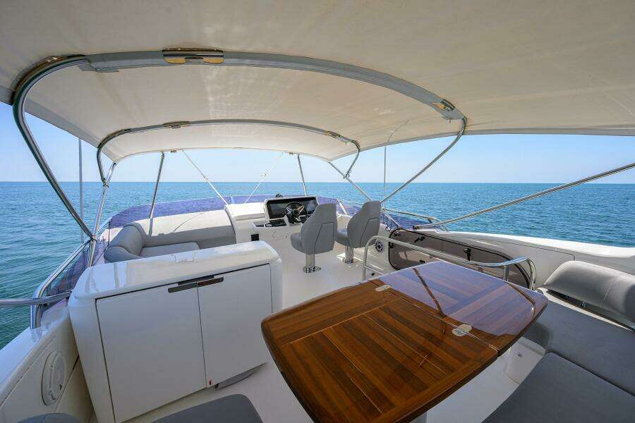Princess F49 Chill- Flybridge