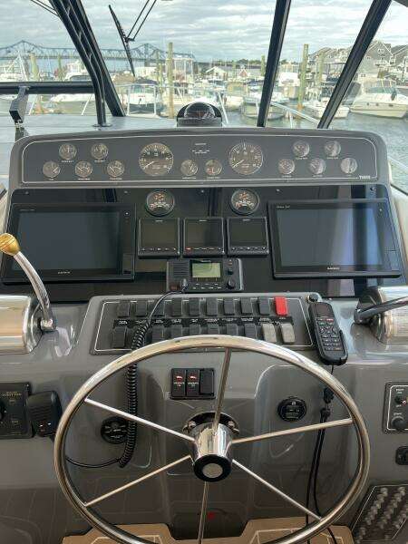 SummahSled 40ft Tiara Yachts Yacht For Sale