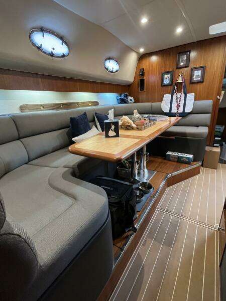 SummahSled 40ft Tiara Yachts Yacht For Sale
