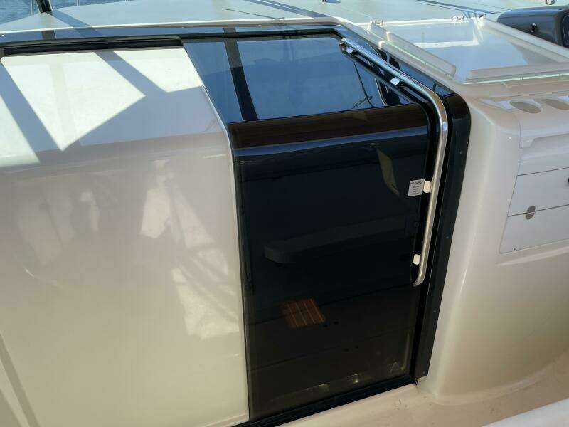 Yachts of Fun 35ft Tiara Yachts Yacht For Sale