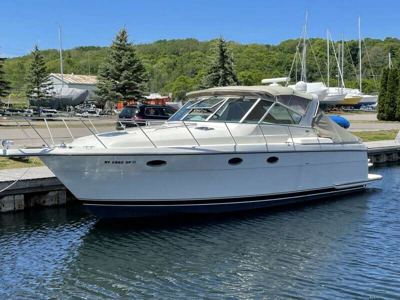 Yachts of Fun 35ft Tiara Yachts Yacht For Sale