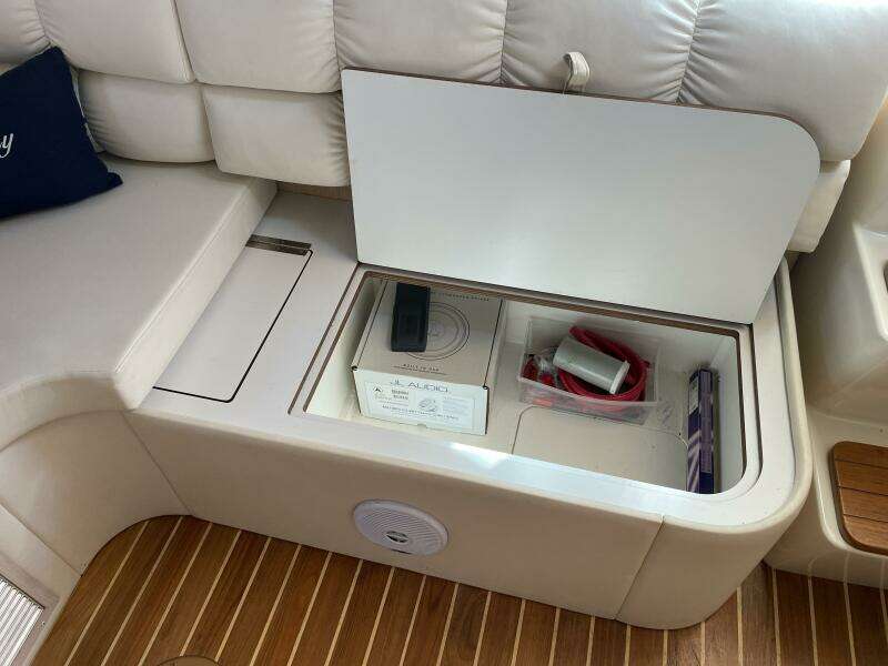 Yachts of Fun 35ft Tiara Yachts Yacht For Sale