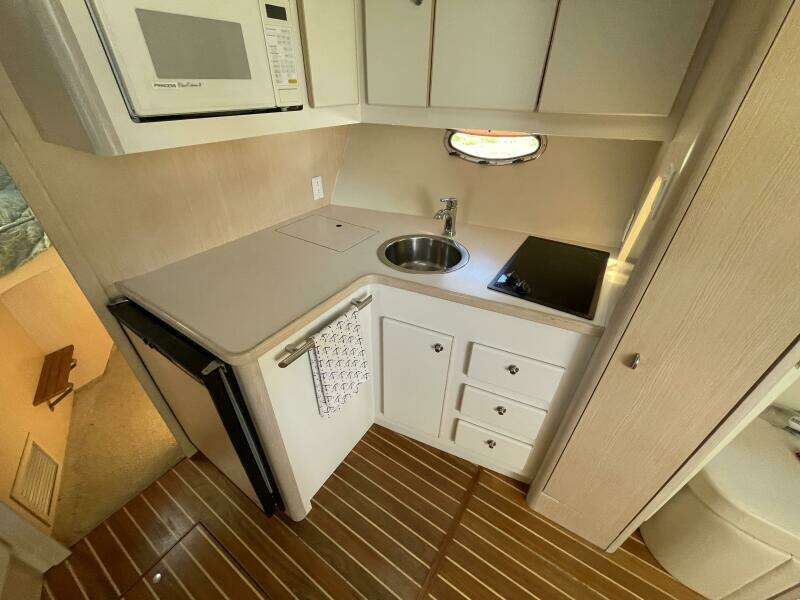 Yachts of Fun 35ft Tiara Yachts Yacht For Sale