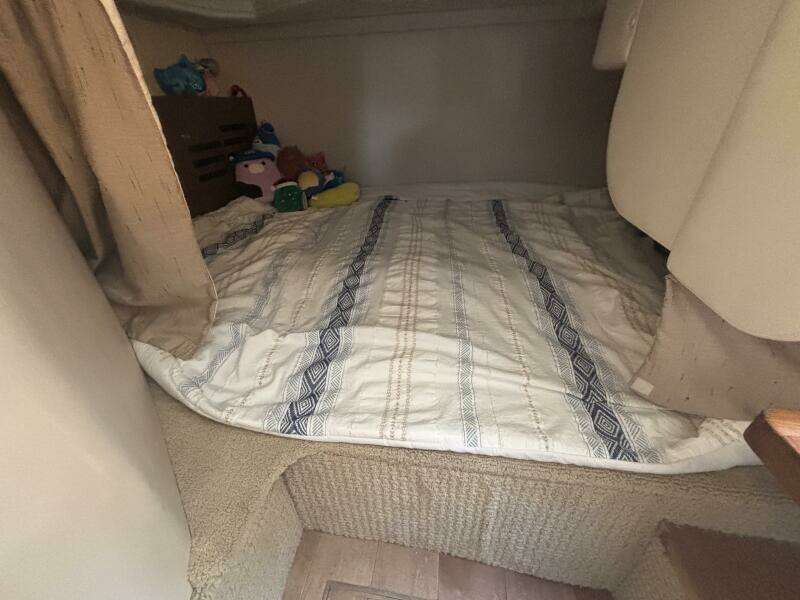 31ft Sea Ray Yacht For Sale