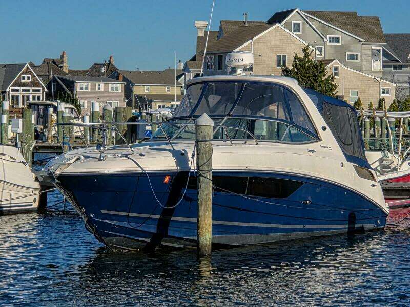 31ft Sea Ray Yacht For Sale