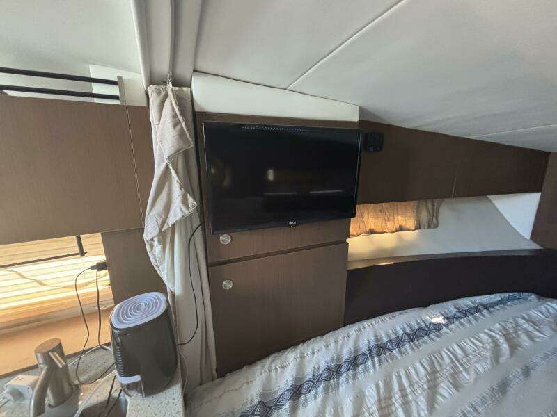 31ft Sea Ray Yacht For Sale