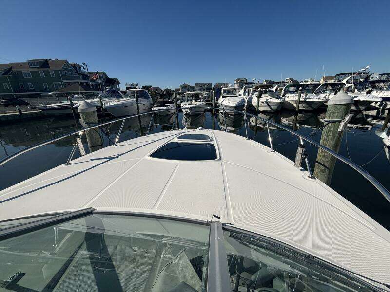 31ft Sea Ray Yacht For Sale