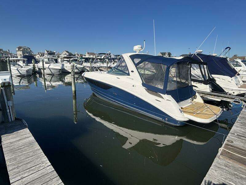 31ft Sea Ray Yacht For Sale