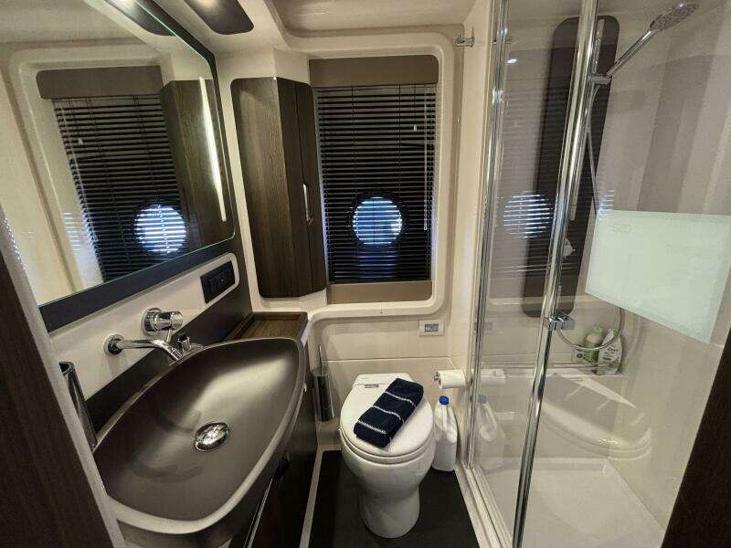 50ft Azimut Yacht For Sale