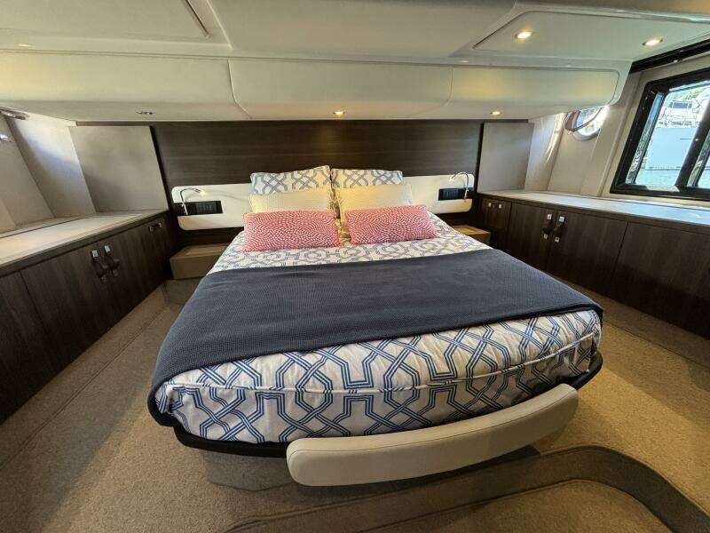 50ft Azimut Yacht For Sale