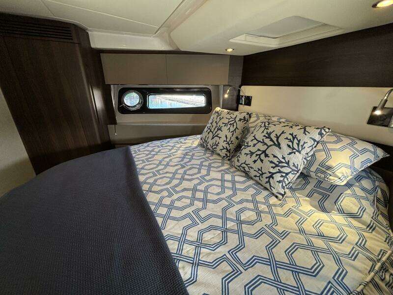 50ft Azimut Yacht For Sale