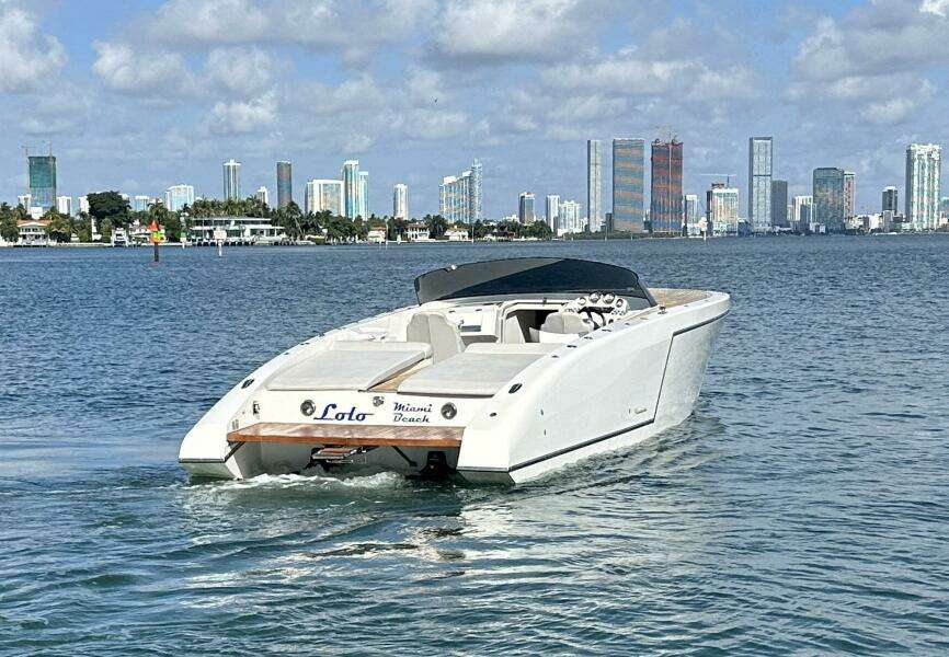 LOLO 33ft Frauscher Yacht For Sale