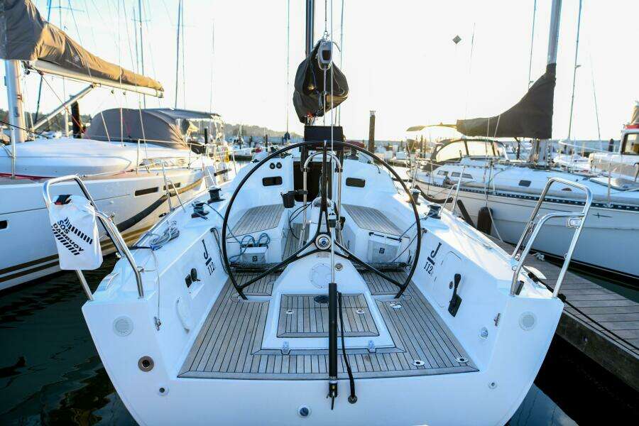 36ft J Boats Yacht For Sale
