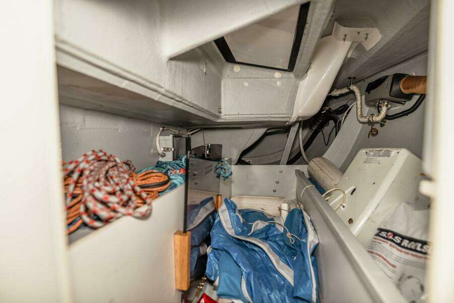 36ft J Boats Yacht For Sale