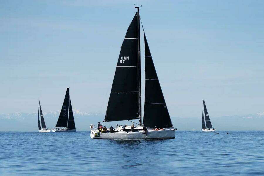 36ft J Boats Yacht For Sale
