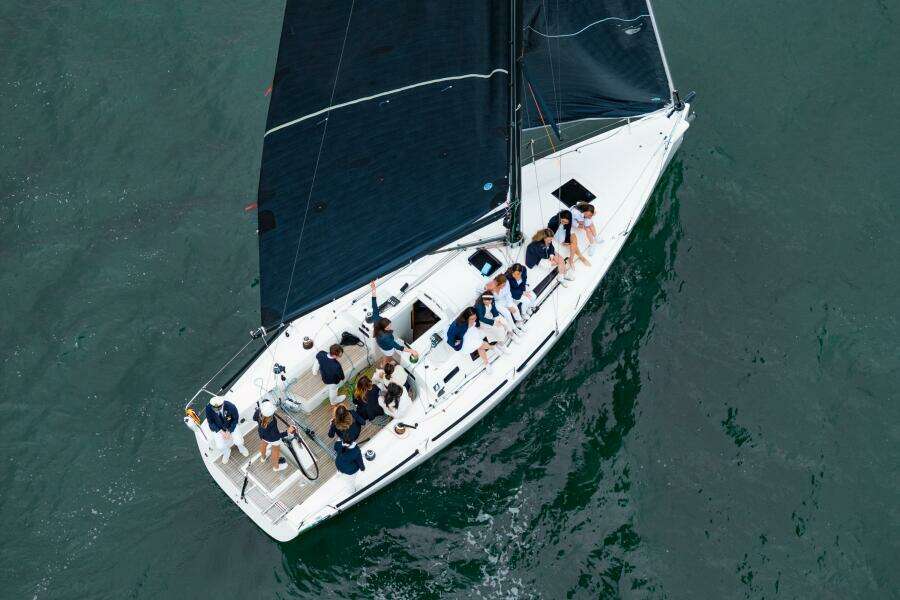 36ft J Boats Yacht For Sale