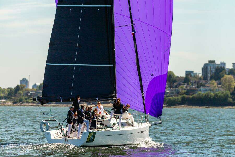 36ft J Boats Yacht For Sale