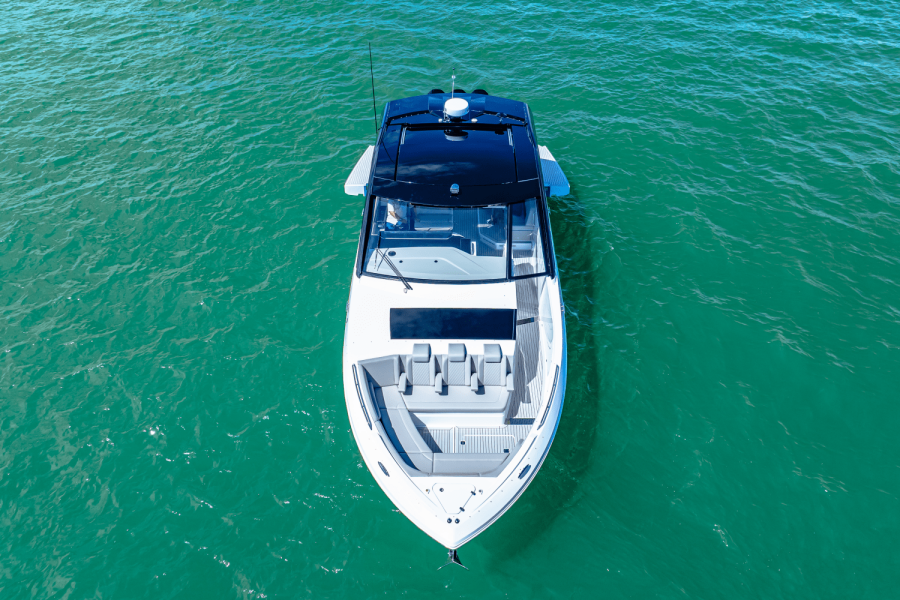 50ft Cruisers Yachts Yacht For Sale
