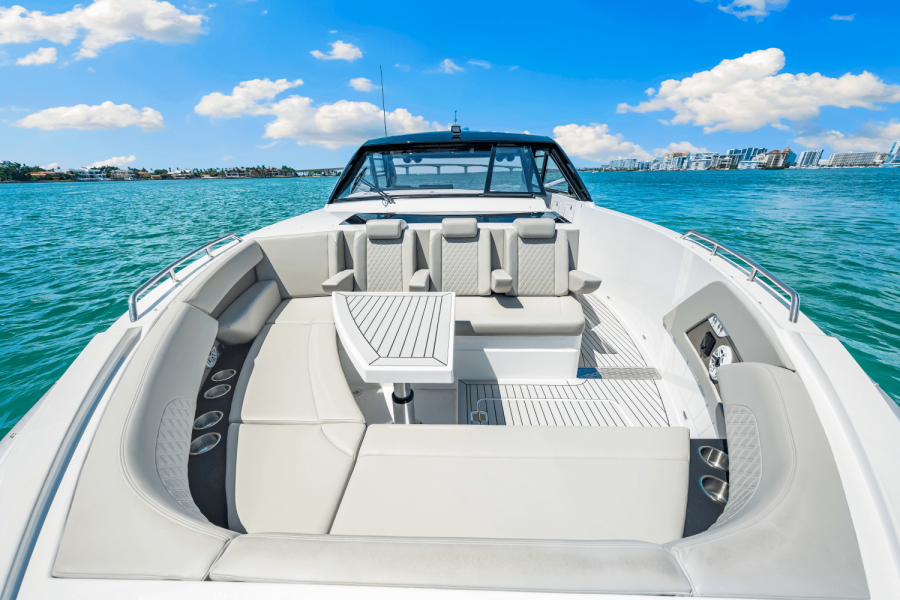 50ft Cruisers Yachts Yacht For Sale