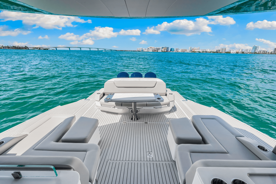 50ft Cruisers Yachts Yacht For Sale