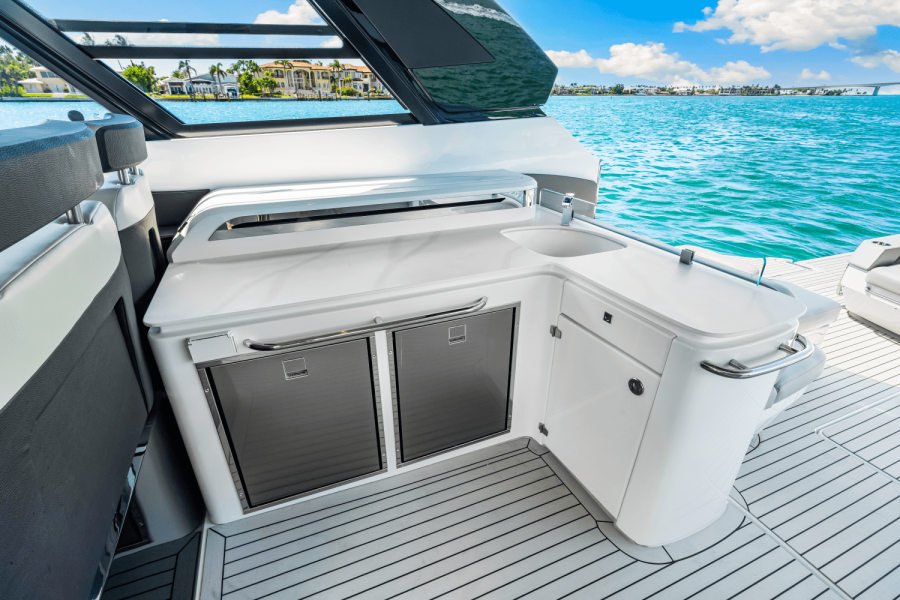 50ft Cruisers Yachts Yacht For Sale