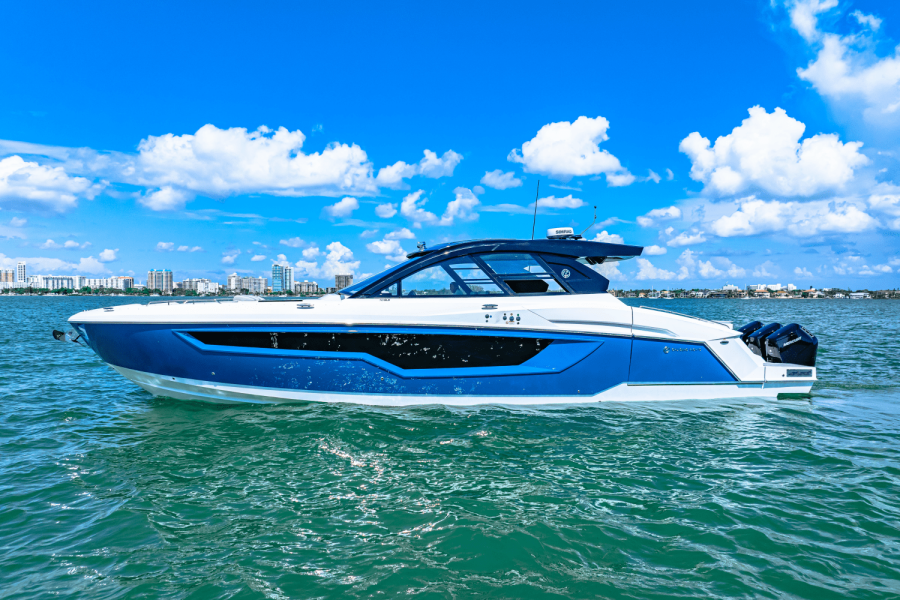 50ft Cruisers Yachts Yacht For Sale