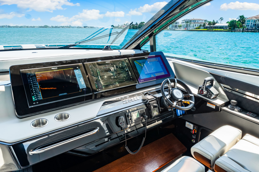 50ft Cruisers Yachts Yacht For Sale
