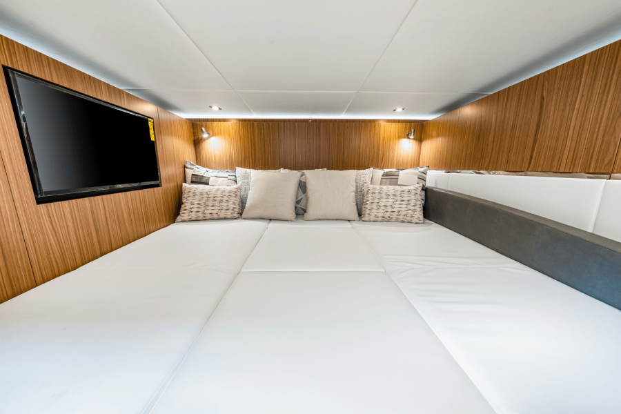 50ft Cruisers Yachts Yacht For Sale