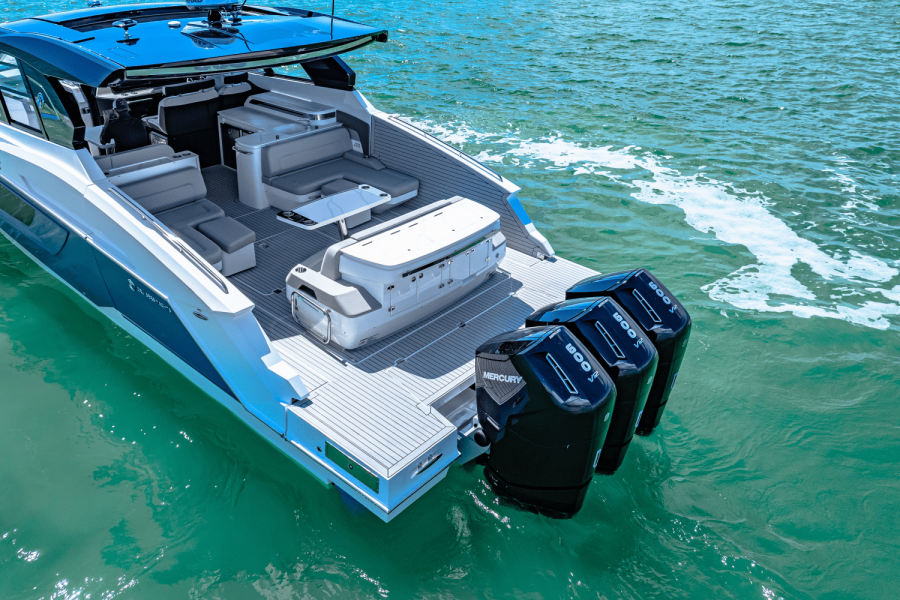 50ft Cruisers Yachts Yacht For Sale