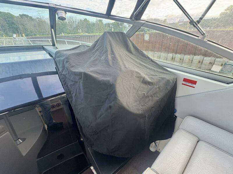 Humble Spirits 30ft Chaparral Yacht For Sale