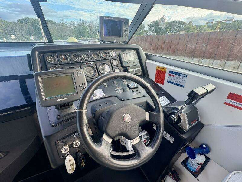 Humble Spirits 30ft Chaparral Yacht For Sale