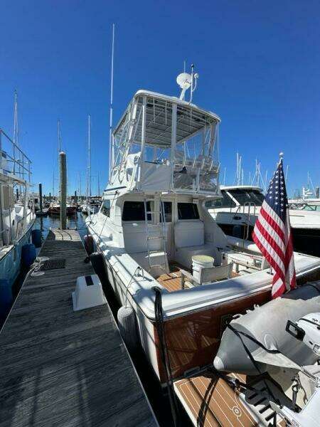 Dog Daze 35ft Jupiter Yacht For Sale