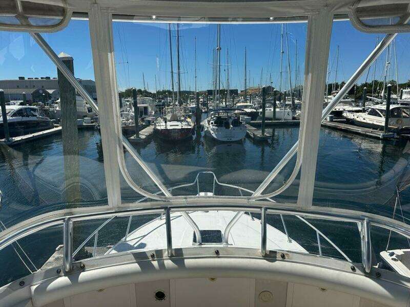 Dog Daze 35ft Jupiter Yacht For Sale