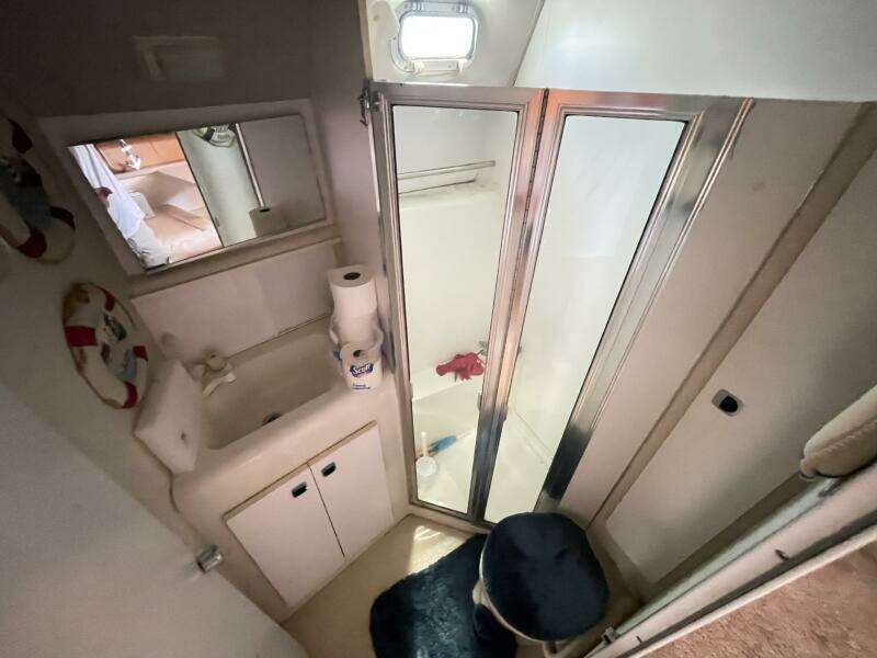 34ft Silverton Yacht For Sale