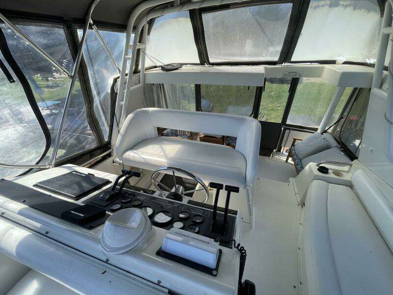 34ft Silverton Yacht For Sale