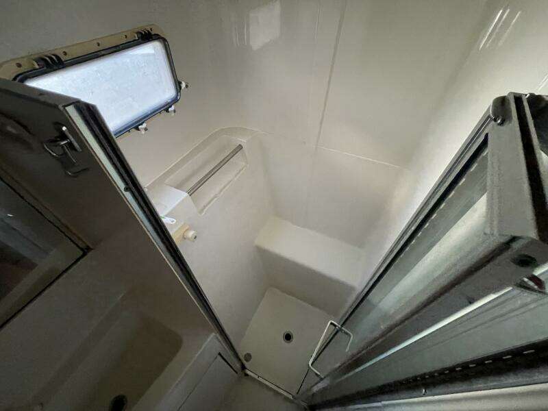 34ft Silverton Yacht For Sale