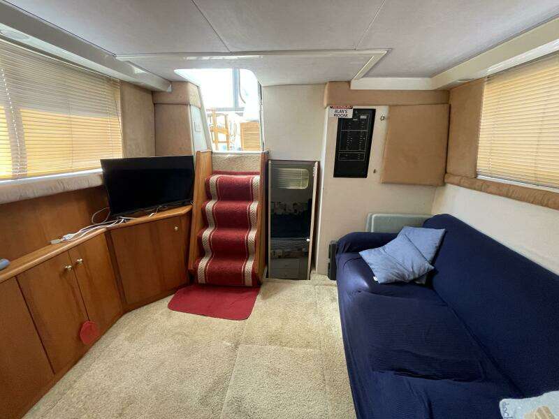 34ft Silverton Yacht For Sale