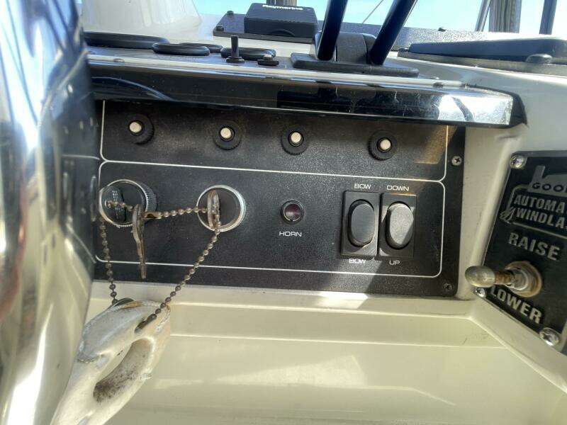 34ft Silverton Yacht For Sale