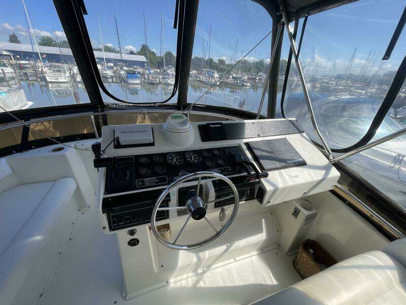 34ft Silverton Yacht For Sale