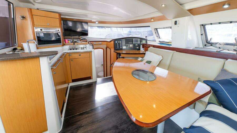 See Leggs 39ft Fountaine Pajot Yacht For Sale