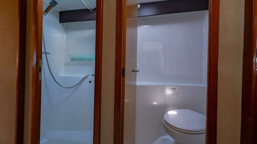 See Leggs 39ft Fountaine Pajot Yacht For Sale