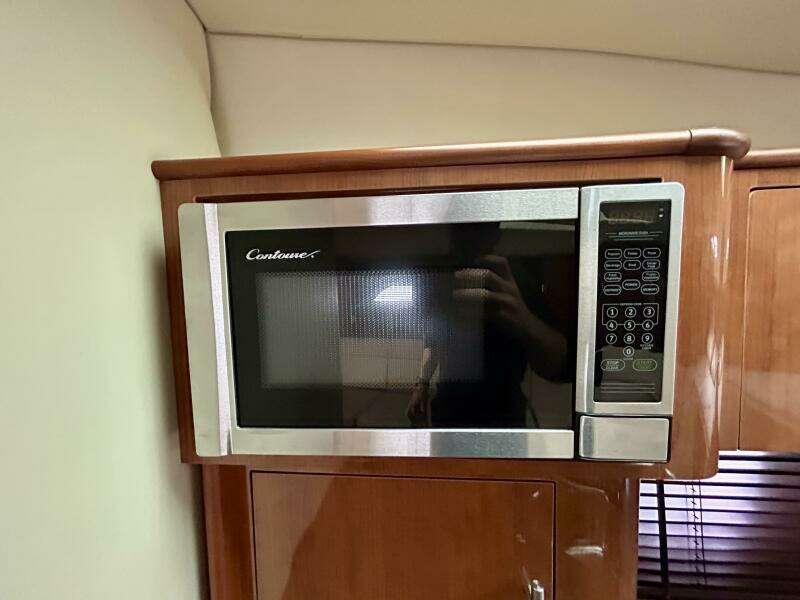 35ft Regal Yacht For Sale