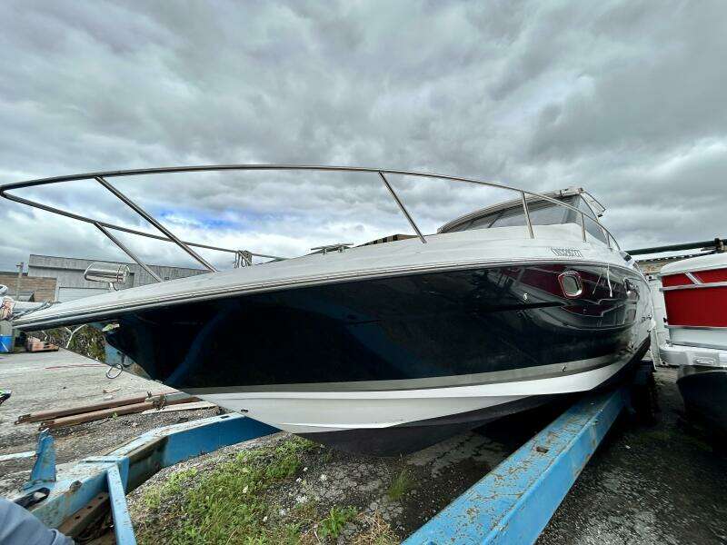 35ft Regal Yacht For Sale