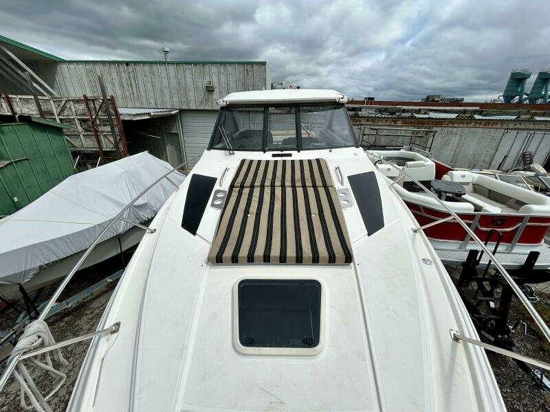 35ft Regal Yacht For Sale