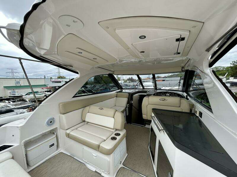 35ft Regal Yacht For Sale