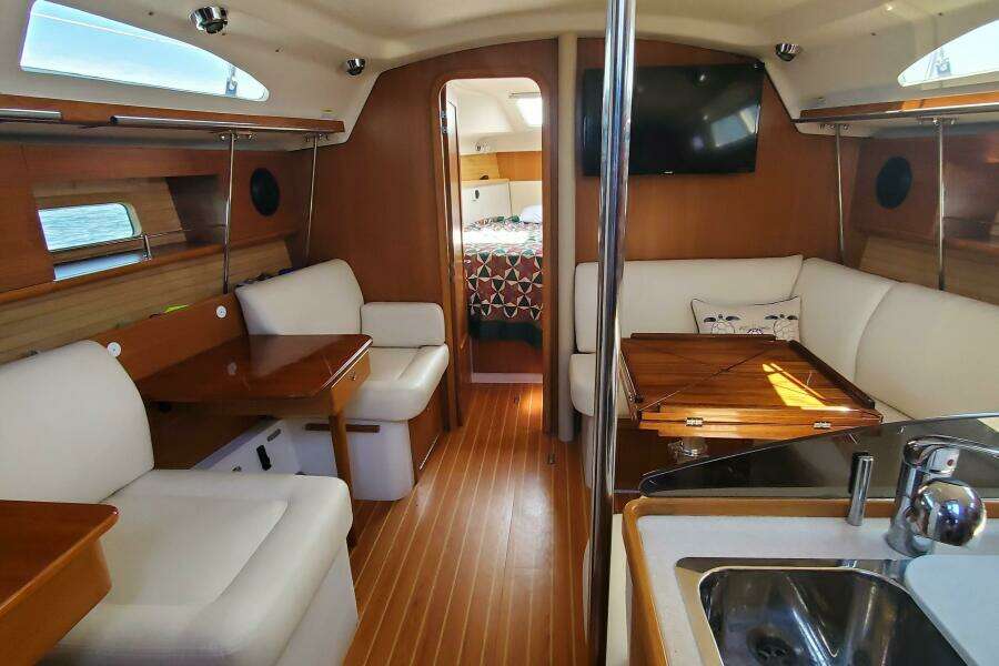 Morning Star 35ft Catalina Yacht For Sale